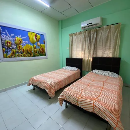Full House Melaka Villa Exterior photo